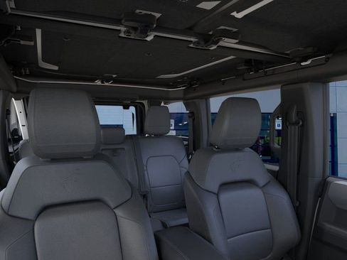 New 2025 Ford Bronco Big Bend w/ Black Diamond Package image 12