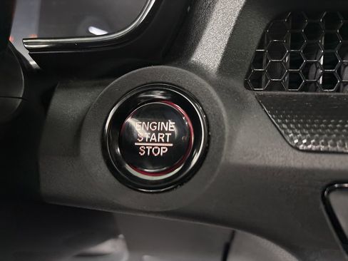 Used 2025 Honda CR-V EX image 14