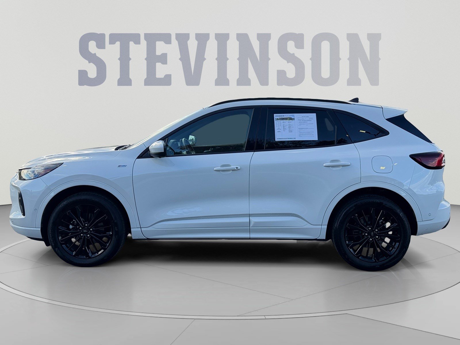 Used 2024 Ford Escape ST-Line Elite w/ Premium Technology Package AWD/4WD image 2
