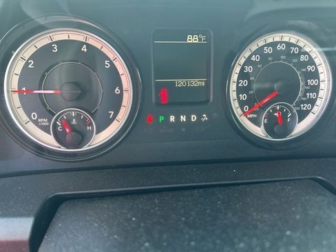 Used 2017 RAM 1500 Express w/ Express Value Package image 9