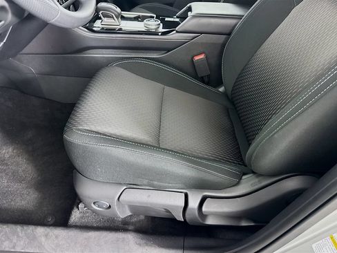 Used 2025 Mitsubishi Outlander ES AWD/4WD image 34