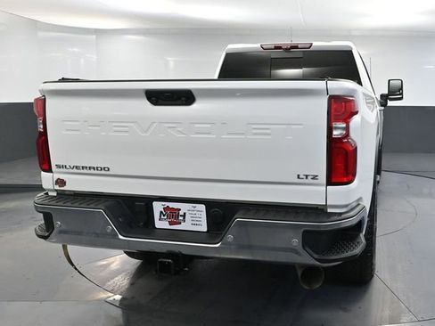 Used 2023 Chevrolet Silverado 3500 LTZ w/ LTZ Premium Package image 7