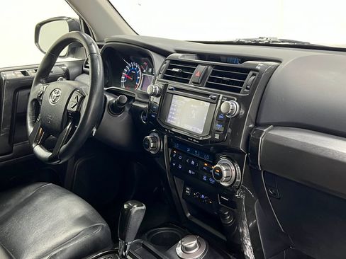Used 2019 Toyota 4Runner Limited AWD/4WD image 20