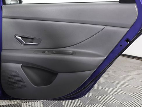 Used 2024 Hyundai Elantra SEL image 43