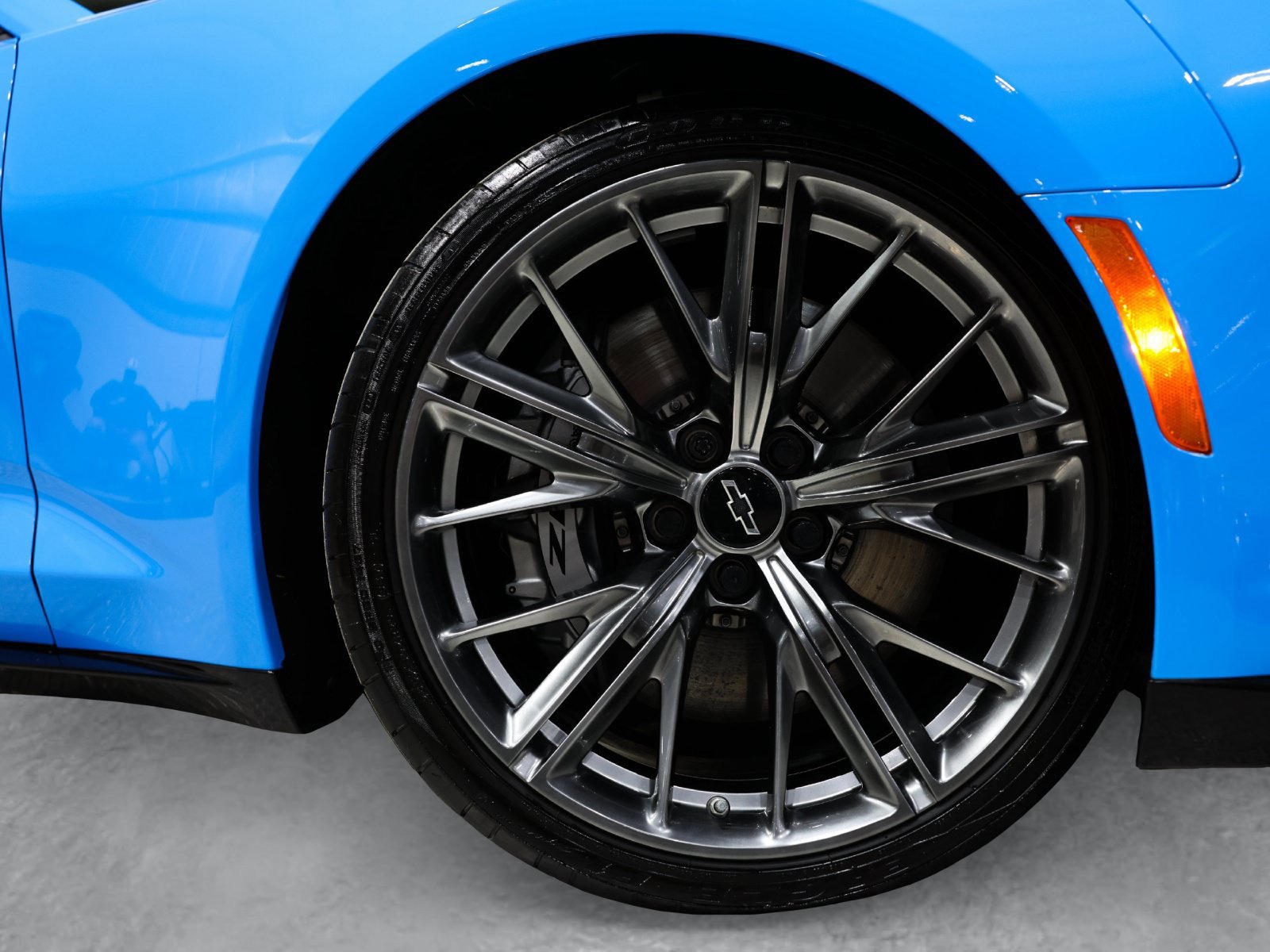 Used 2022 Chevrolet Camaro ZL1 RWD image 8