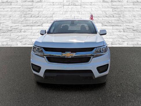 Used 2018 Chevrolet Colorado W/T w/ WT Convenience Package image 3