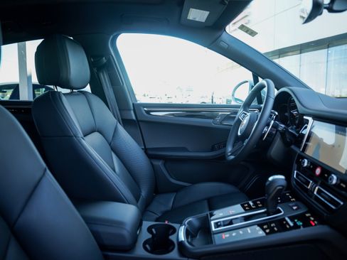 New 2026 Porsche Macan S image 34