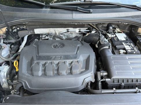 Used 2024 Volkswagen Tiguan Wolfsburg Edition FWD image 38