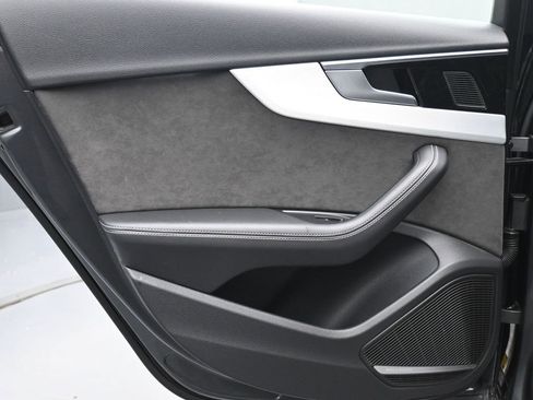 Used 2021 Audi S4 Premium Plus w/ Premium Plus Package image 19