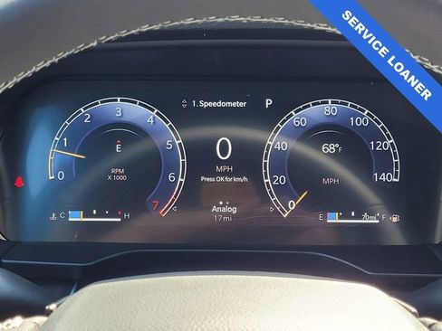 New 2025 Jeep Grand Cherokee Altitude image 10