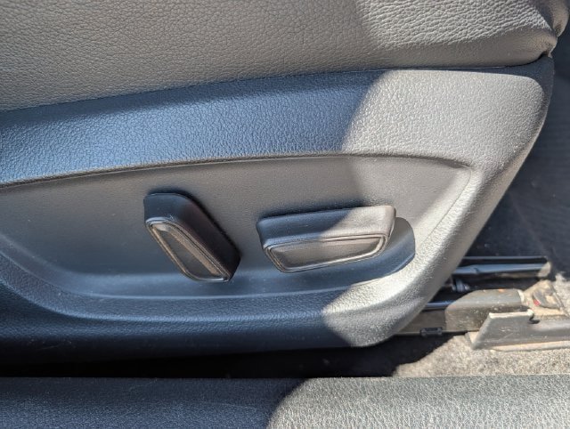Used 2018 Toyota Camry XSE FWD image 26