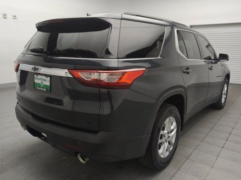 Used 2021 Chevrolet Traverse LT FWD image 9