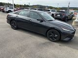 Used 2021 Hyundai Elantra SEL w/ Convenience Package image 3