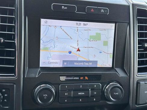 Used 2020 Ford F150 XLT w/ Equipment Group 302A Luxury AWD/4WD image 18