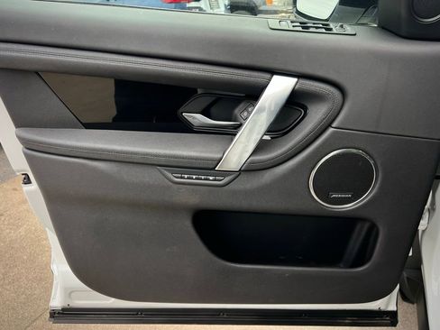 Used 2020 Land Rover Discovery Sport S image 36