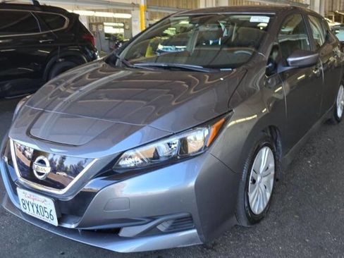 Used 2022 Nissan Leaf S image 1