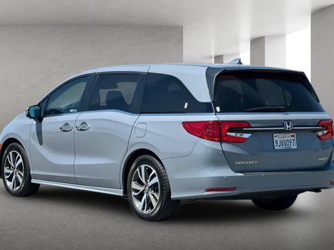 Used 2024 Honda Odyssey Touring image 6