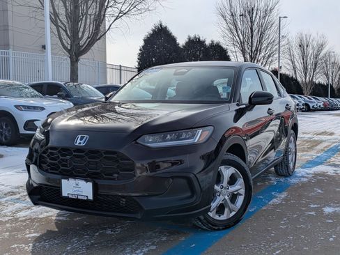 Certified 2023 Honda HR-V LX image 2