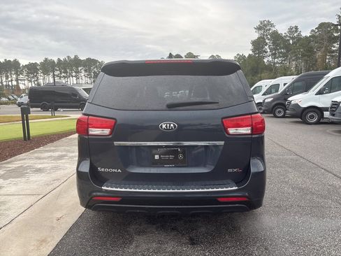Used 2015 Kia Sedona SX Limited image 4
