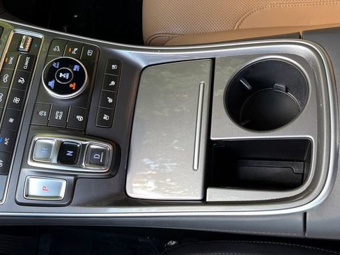 Used 2023 Hyundai Santa Fe Calligraphy AWD/4WD image 19