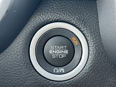 Used 2022 RAM 1500 Big Horn image 24