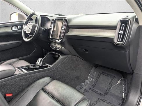 Used 2021 Volvo XC40 T5 Inscription AWD/4WD image 21
