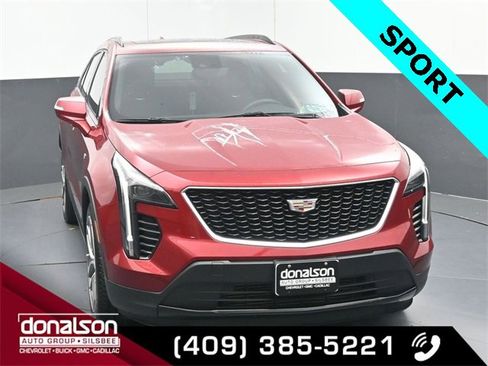 Used 2023 Cadillac XT4 Sport image 3