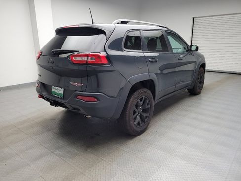 Used 2017 Jeep Cherokee Trailhawk AWD/4WD image 9