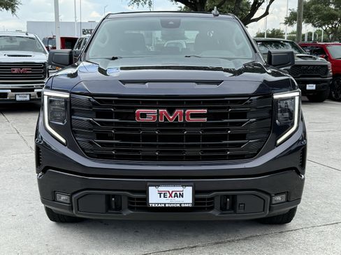 Used 2024 GMC Sierra 1500 Elevation w/ X31 Off-Road Package AWD/4WD image 10