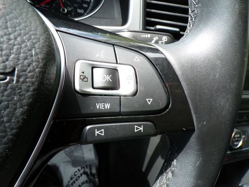 Used 2019 Volkswagen Atlas SE w/ Towing Package FWD image 32