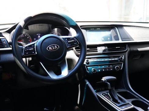 Used 2020 Kia Optima LX FWD image 35