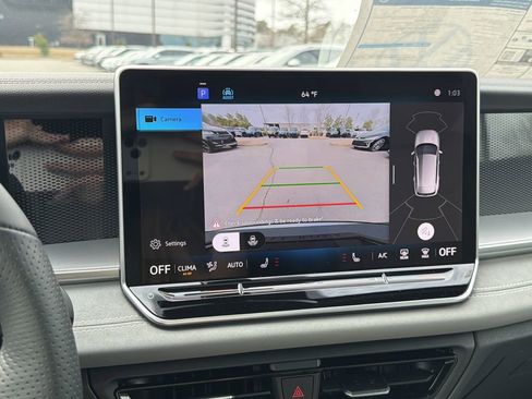New 2026 Volkswagen Tiguan SE R-Line FWD image 30