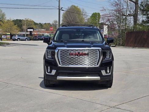 Used 2021 GMC Yukon XL Denali w/ Denali Ultimate Package AWD/4WD image 2