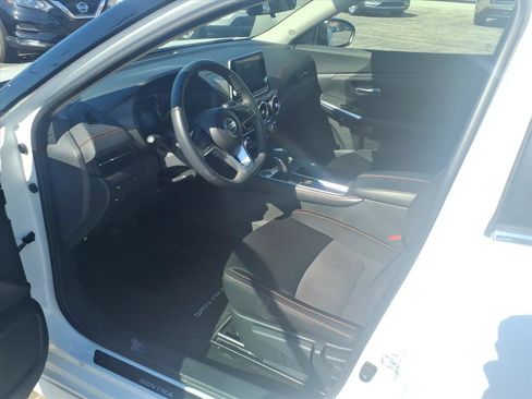 Used 2022 Nissan Sentra SR image 12