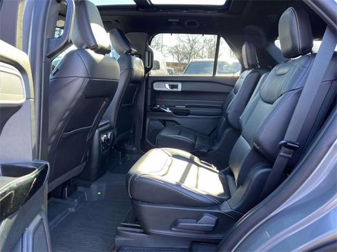 Used 2022 Ford Explorer ST w/ Equipment Group 401A image 15