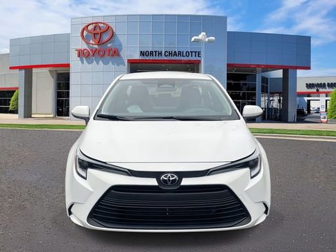 New 2026 Toyota Corolla LE image 3