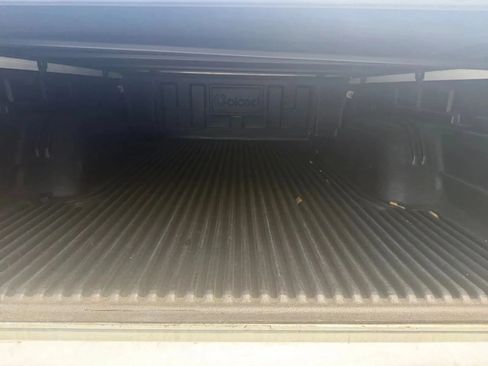 Used 1999 GMC Sonoma SL w/ HD Suspension Pkg RWD image 19