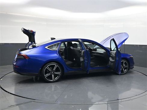 Used 2023 Honda Accord Sport image 36