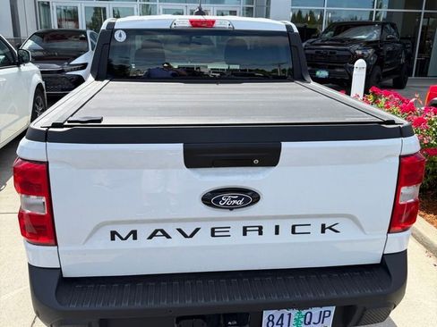 Used 2025 Ford Maverick XLT w/ XLT Luxury Package AWD/4WD image 3