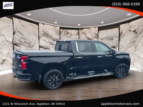 Used 2019 Chevrolet Silverado 1500 High Country w/ High Country Premium Package AWD/4WD image 8