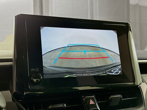 Used 2025 Toyota Corolla LE image 23