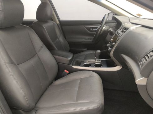 Used 2015 Nissan Altima 2.5 SV image 21