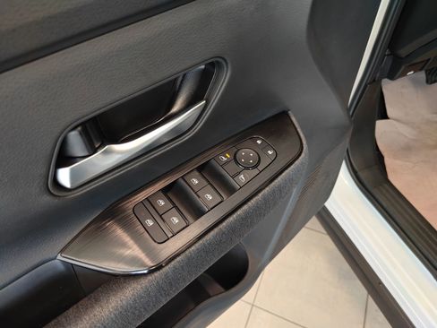 New 2026 Nissan Kicks SV AWD/4WD image 8