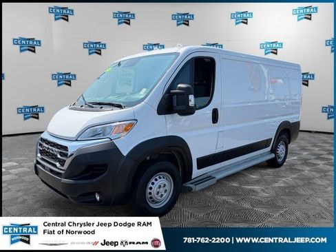 Used 2025 RAM ProMaster 2500 w/ U-Haul Equipment Group FWD image 1
