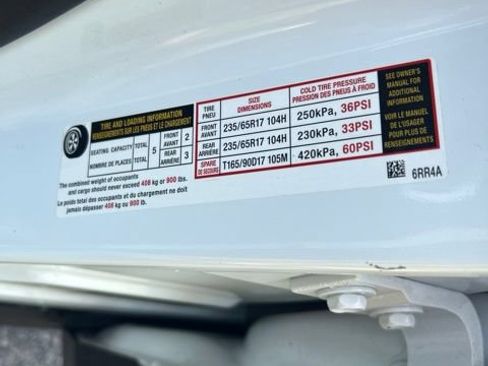 Used 2024 Nissan Rogue S AWD/4WD image 43