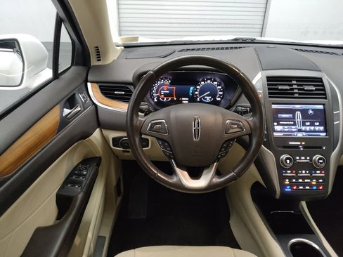 Used 2015 Lincoln MKC FWD w/ Equipment Group 102A Reserve image 22