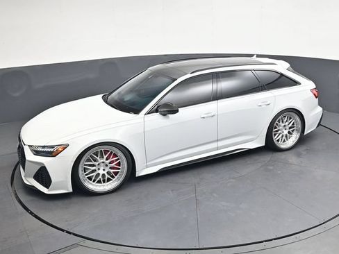 Used 2022 Audi RS 6 w/ Carbon Optic Package AWD/4WD image 30