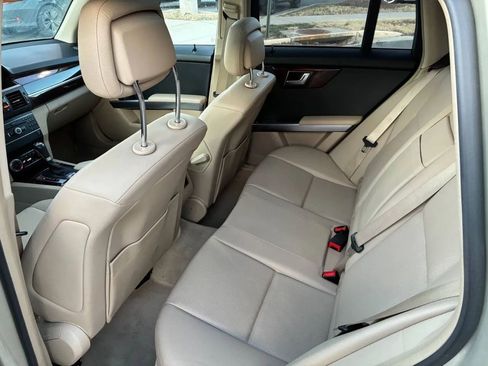 Used 2012 Mercedes-Benz GLK 350 4MATIC image 18