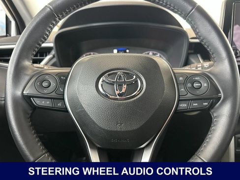 Used 2024 Toyota Corolla Cross LE FWD image 26