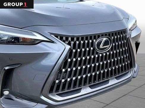Used 2025 Lexus NX 250 FWD w/ Accessory Package (2T) image 27